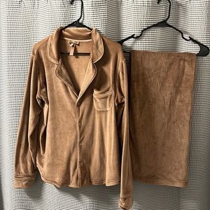 SKIMS VELOUR PAJAMA SET IN SIENNA // PANTS & TOP